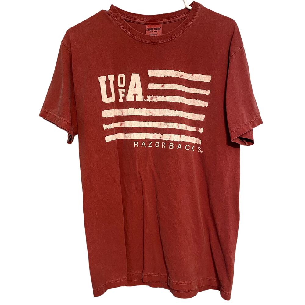 Comfort Colors Red U of A Razorbacks Tee Shirt Top Short Sleeve Flag University